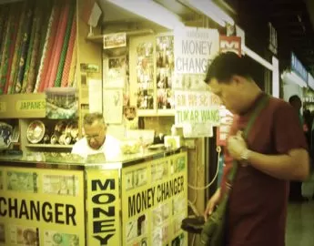 Money Changers at Lucky Plaza