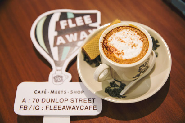 Flee Away Cafe: Escape with hints of childhood memories