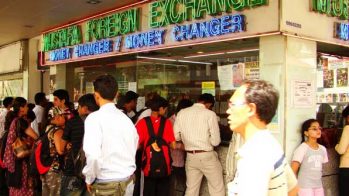 Mustafa singapore exchange rate