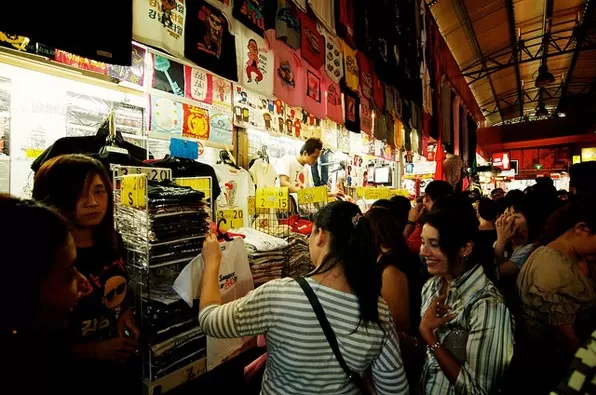 The 5 Best Places to Buy Budget Souvenirs in Singapore | 0