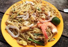 Best-hokkien-mee-singapore