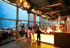 level-33-restaurant-rooftop-bar-singapore