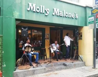 Molly-Malone's-singapore