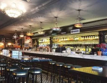 Molly-Roffey's-singapore