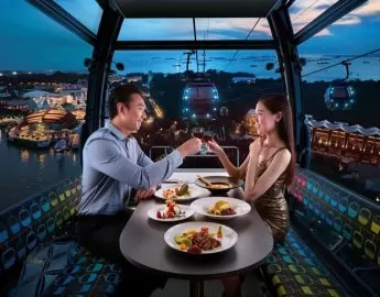 Sky-Dining-on-Cloud-9-Mount-Faber