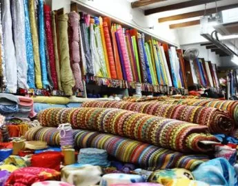 fabric-shops-at-textile-centre-singapore