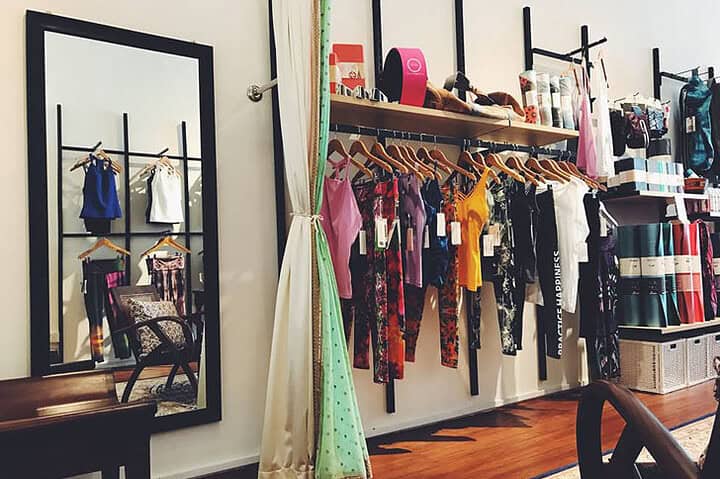 Touch-the-Toes-singapore