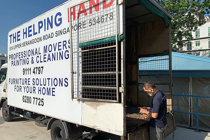 The Helping Hand Mover