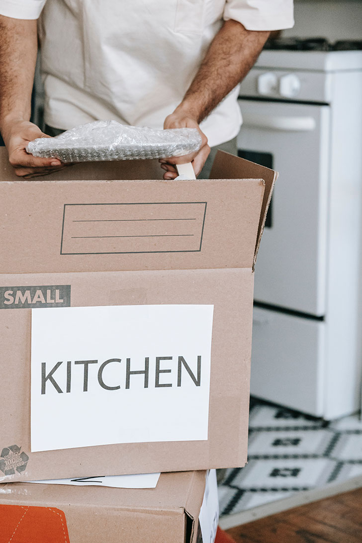 Four Tips for Packing Up Your Kitchen for Moving