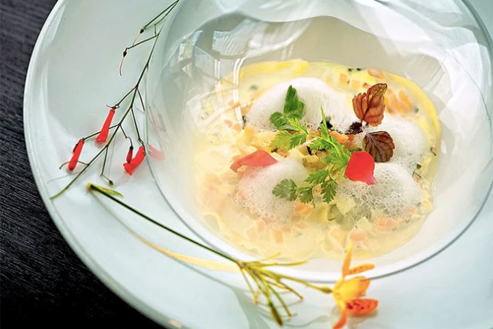 5 Best Vegetarian Restaurants in Singapore 2022: Fancy & Yummy