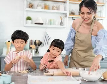 How to teach cooking to kids