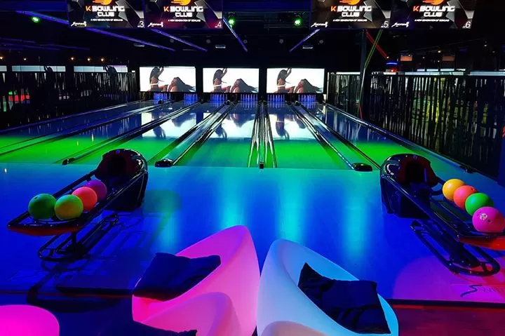 7 Best Bowling Centres in Singapore to Knock down Some Pins