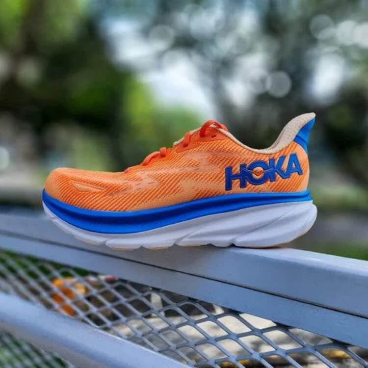 Cheap hotsell sports shoe