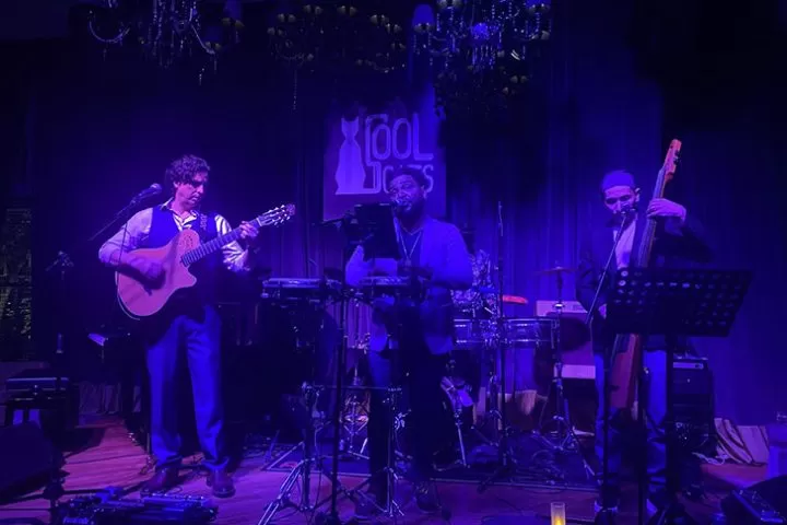 5 Best Singapore Live Music Bars for a Great Night Out