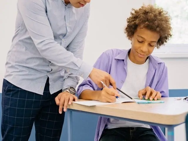 IEconomics tuition singapore