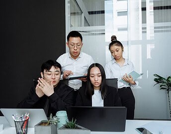 busy people meeting